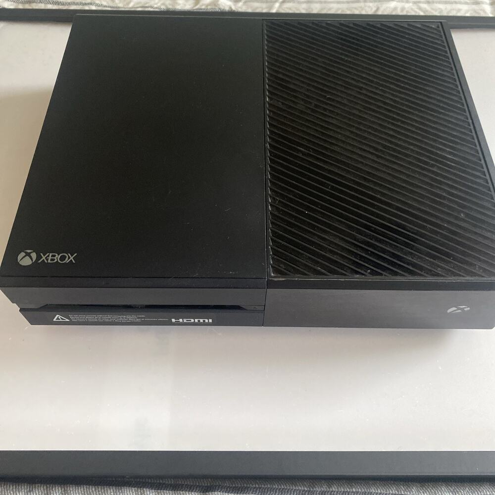 Microsoft Xbox One 500GB Home Console - Black (1540) TESTED and Working!!